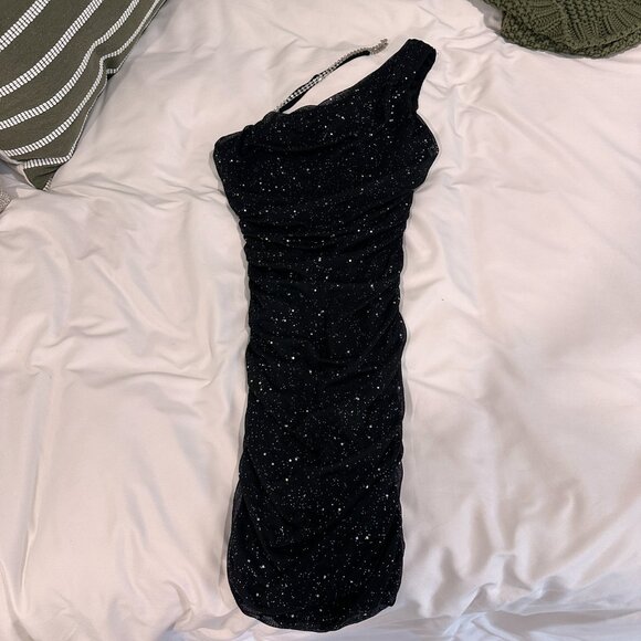 Black Sparkly Tight Mini Dress - Picture 3 of 6